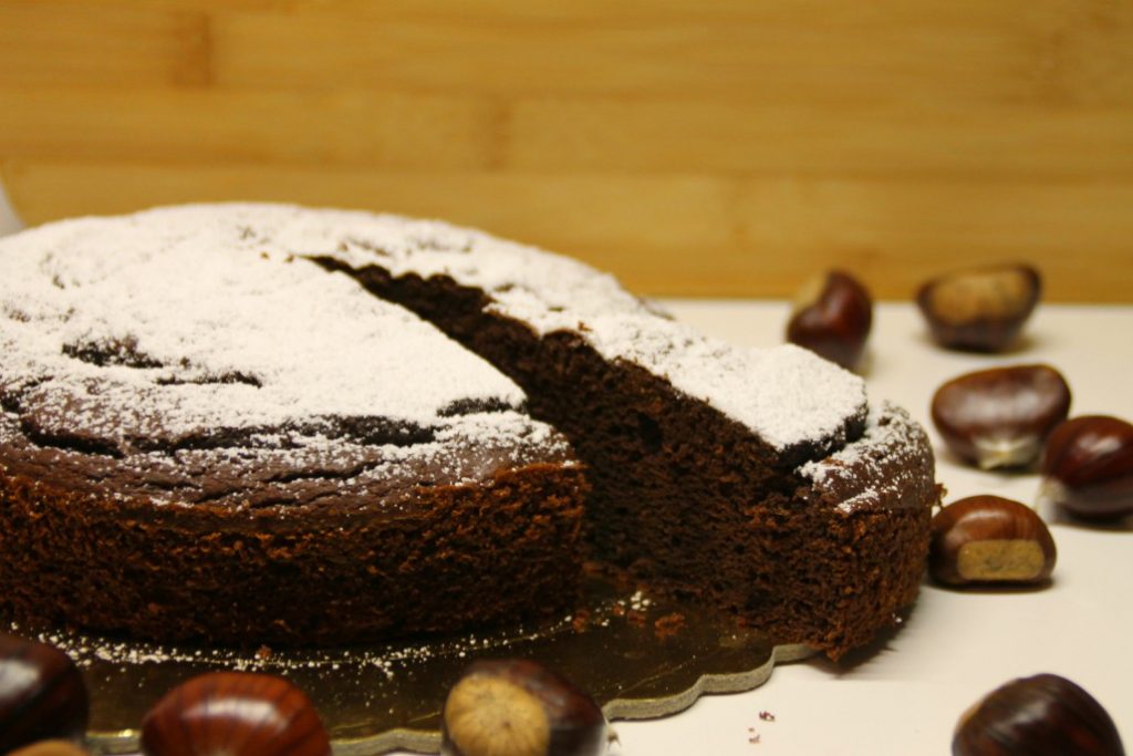Torta castagne e cioccolato (senza glutine) - La Maga in Cucina